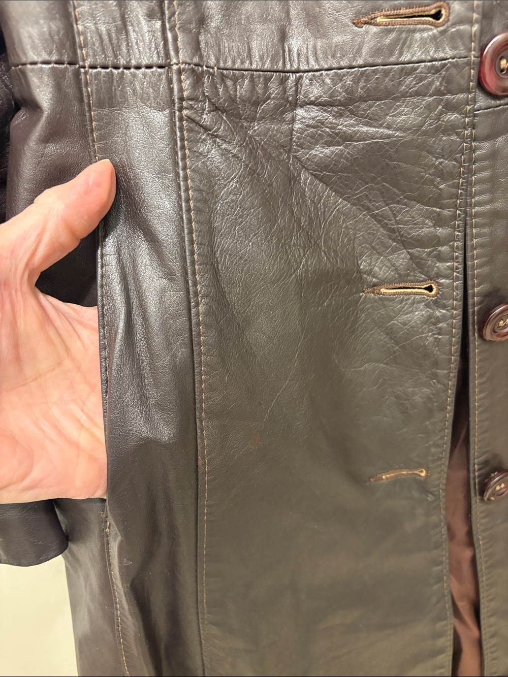 Classic Vintage - Women's Brown Leather Tailored Trench Coat - Belted - Picture 9 of 12
